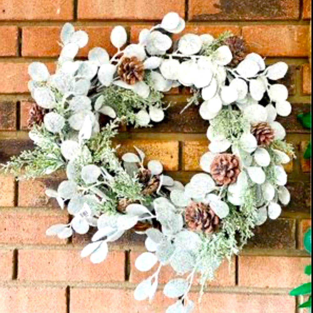 Silver Dollar Shine Wreath